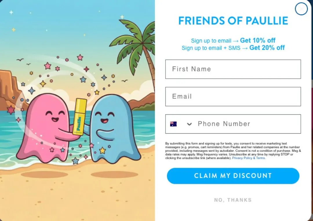 Paullie “FRIENDS OF PAULLIE” pop-up'ı: e-postaya %10, e-posta + SMS'e %20 indirim; plaj illüstrasyonu ve iki çizgi karakter